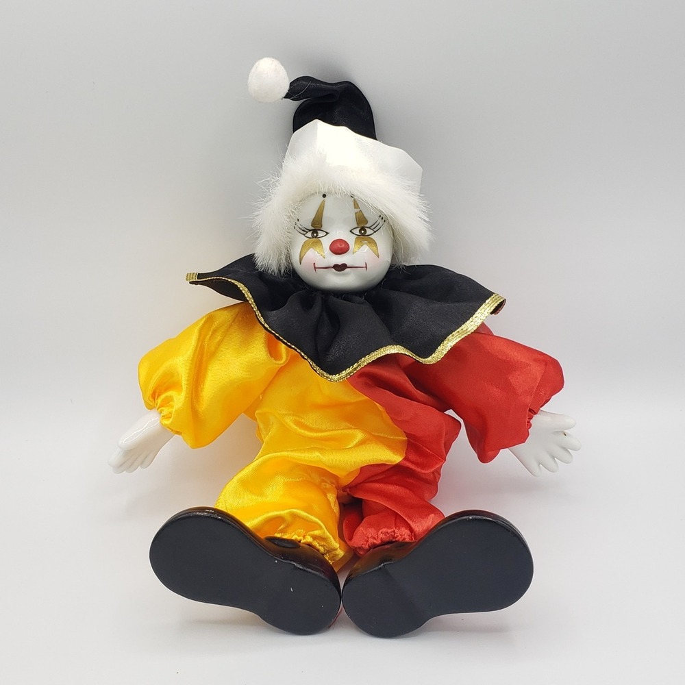 VTG Shantou Fruits And Vegetables Porcelain Clown With Weighted Body‎ 14"